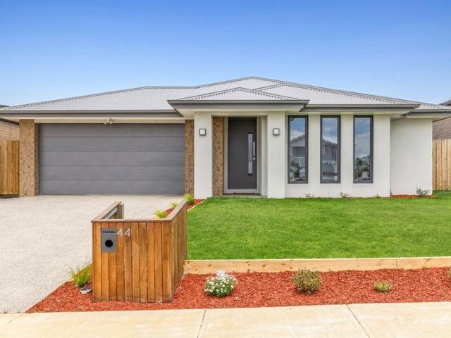 House for rent in Warralily Grange, Geelong