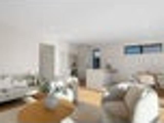 House for sale in Chaslands, Canterbury