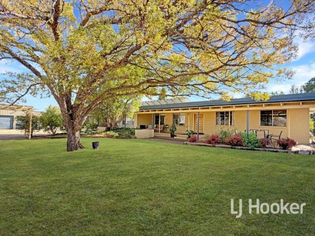 Cottage for sale in Inverell, New South Wales
