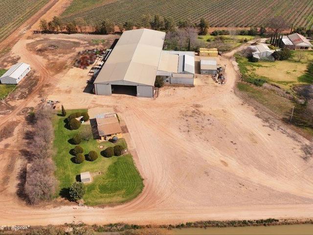 Cottage for sale in Hanwood, New South Wales
