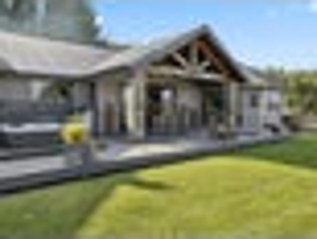 House for sale in Otakou