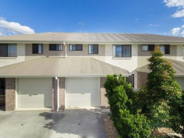 Townhouse for rent in Toombul, Queensland