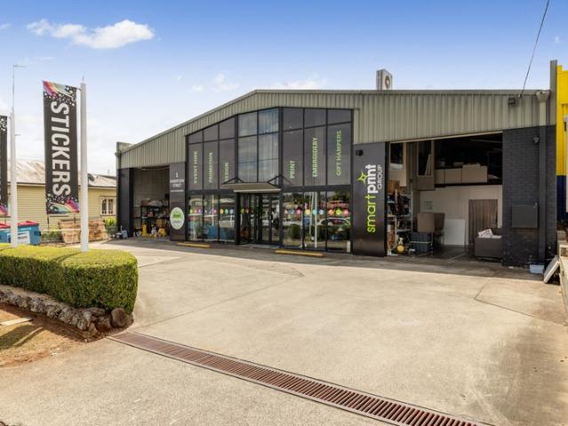 Retail for rent in South Toowoomba, Toowoomba