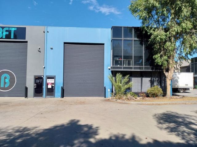 Warehouse for rent in Oakleigh, Melbourne