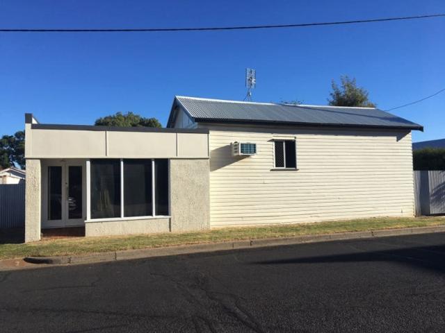 Office for rent in Chinchilla, Queensland