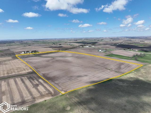 Farm for sale in Linn, Iowa