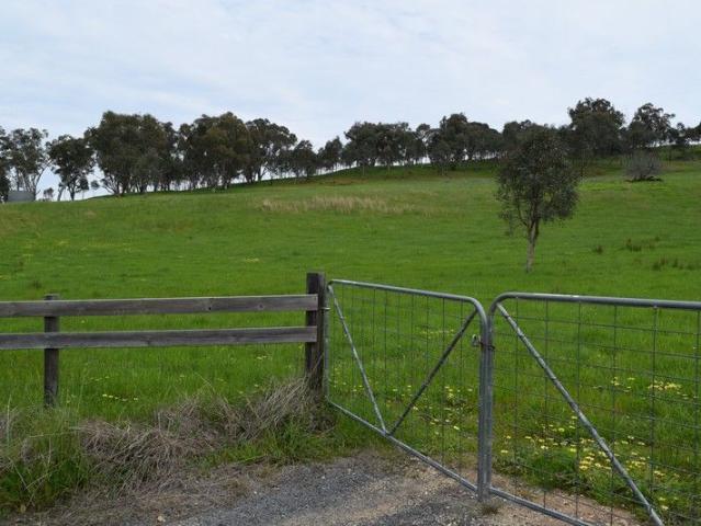 Cottage for sale in Albury, New South Wales