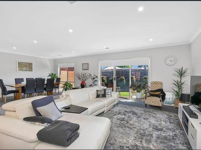 House for rent in Riddells Creek, Victoria