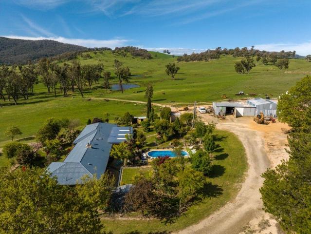 Cottage for sale in Munderoo, New South Wales