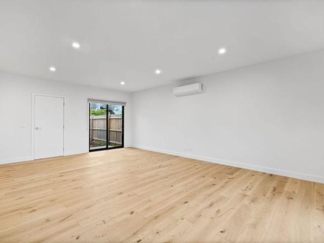 Townhouse for rent in Camerons Creek, Victoria
