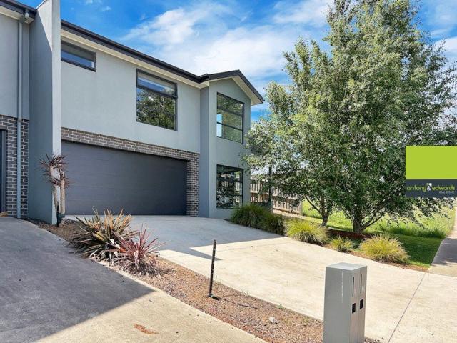 Duplex for sale in Goulburn, Goulburn Mulwaree Council