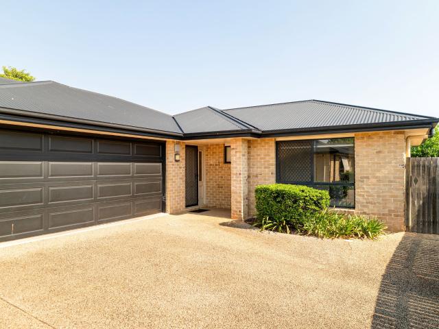 Apartment for rent in Rangeville, Queensland