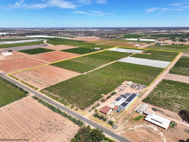 Cottage for sale in Mildura South, Victoria