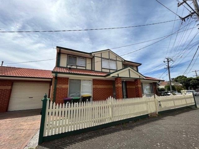 Townhouse for rent in Camerons Creek, Victoria