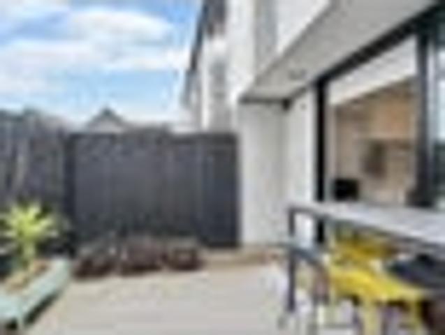 House for sale in Oakura, Canterbury