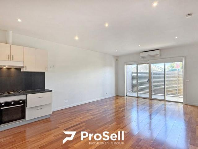 Townhouse for rent in Camerons Creek, Victoria