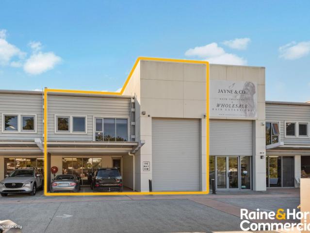 Warehouse for rent in Toombul, Queensland