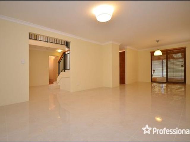 House for rent in Como, Western Australia