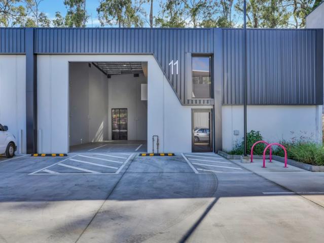 Warehouse for rent in Yatala, Gold Coast City