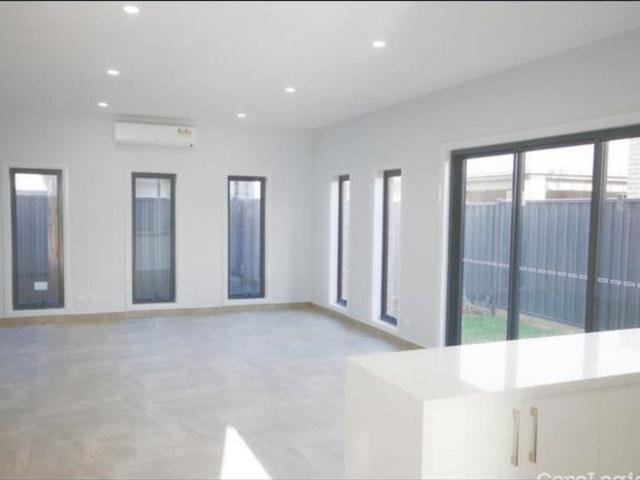 Townhouse for rent in True North, Melbourne