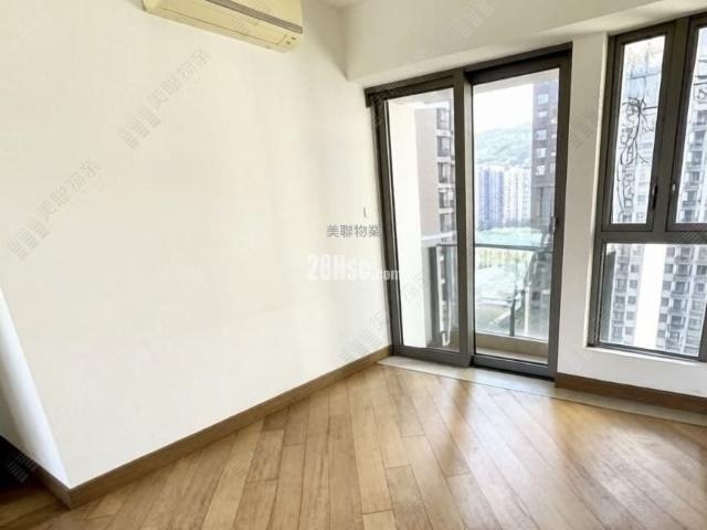 位於 荃灣 Tsuen Wan, 香港 Hong Kong, 提供 出售 的 公寓