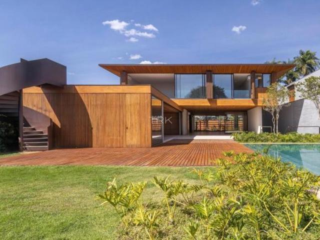 Casa venda em Região Geográfica Imediata do Distrito Federal, Região Integrada de Desenvolvimento do Distrito Federal e Entorno