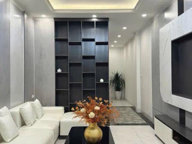 Nhà bán tại Hoàn Kiếm, Hà Nội