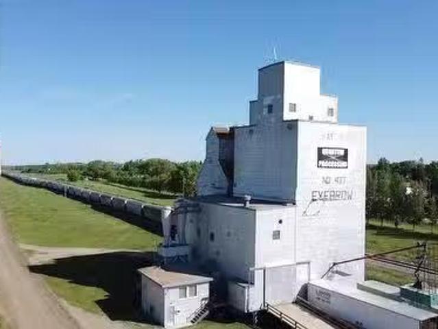 House for sale in Eyebrow, Saskatchewan