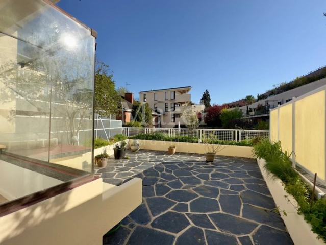 Appartement location à France métropolitaine, Saint-cloud