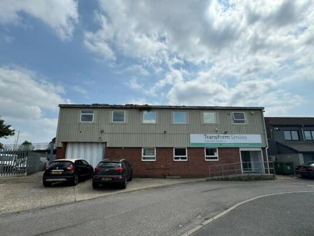 House for sale in Littlecote, West Sussex