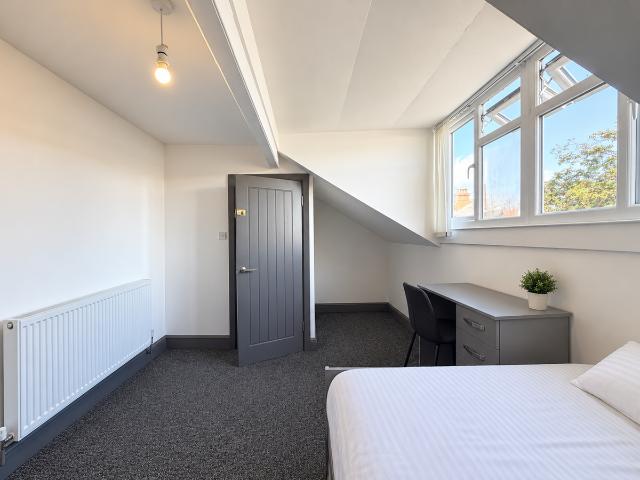 Room for rent in Woodhouse Cliff, Leeds