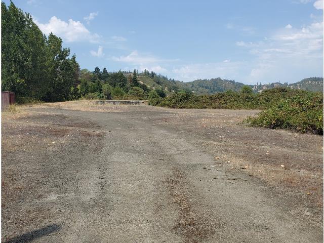 Commercial for sale in Oregonia