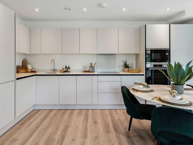 Apartment for rent in St James, Sandown Park