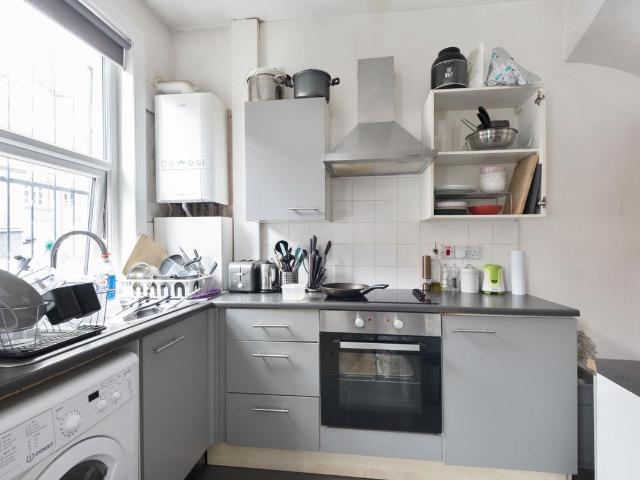 House for rent in Woodhouse, West Yorkshire