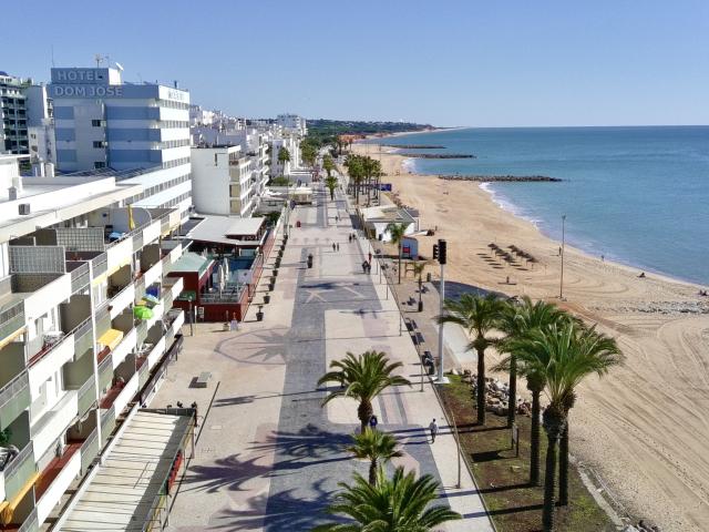 Apartamento alugar em Quarteira, Loulé