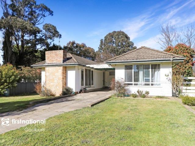 House for sale in Brisbane Grove, New South Wales