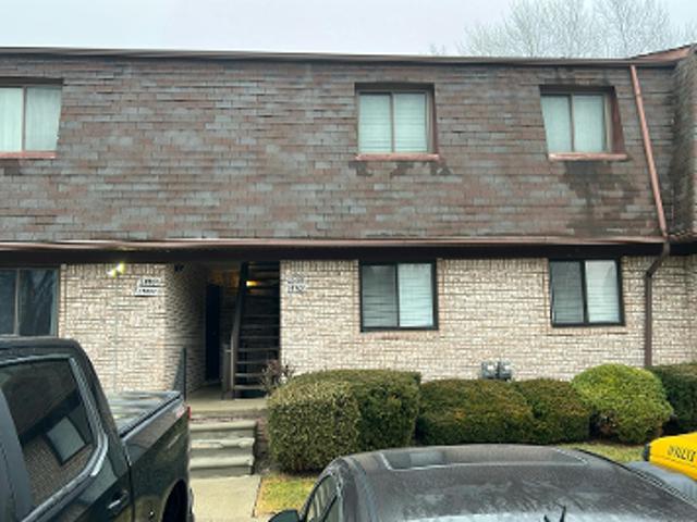 Condo for sale in Harrison Township, Michigan