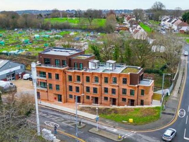 House for rent in Lyons, Greater London
