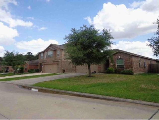 House for sale in Pinehurst, Texas