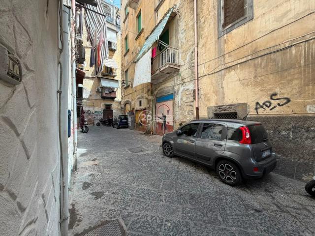 Appartamento in affitto a Municipalità 1, Campania
