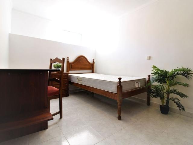 Quarto alugar em Coimbrã, Sé Nova