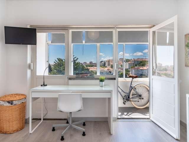 Quarto alugar em Núcleo Urbano Histórico de Sassoeiros, Cascais