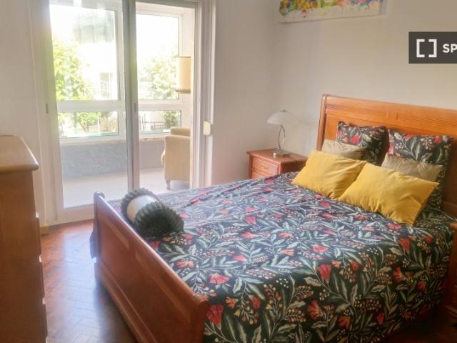 Quarto alugar em Carcavelos, Cascais