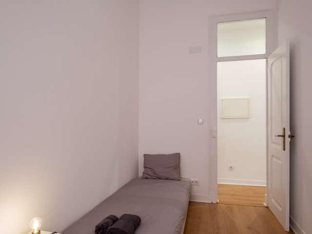 Quarto alugar em Bairro de Campolide, Lisboa