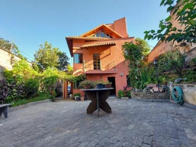 Casa aluguel em Região Geográfica Imediata de Belo Horizonte, Região Metropolitana de Belo Horizonte