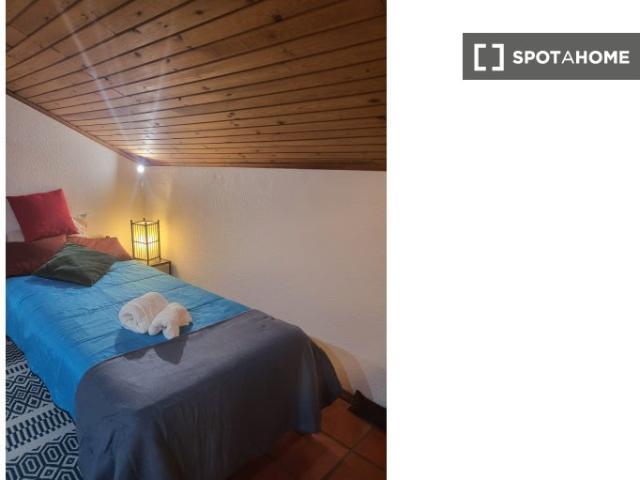 Quarto alugar em Amadora, Lisboa
