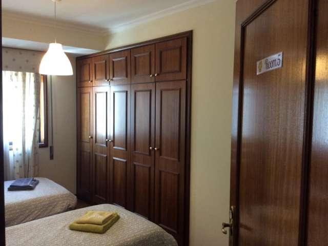 Quarto alugar em Porto