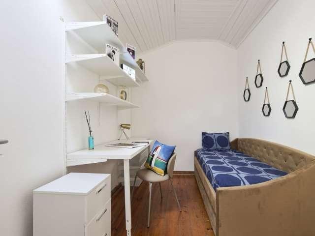 Quarto alugar em Damaia, Amadora