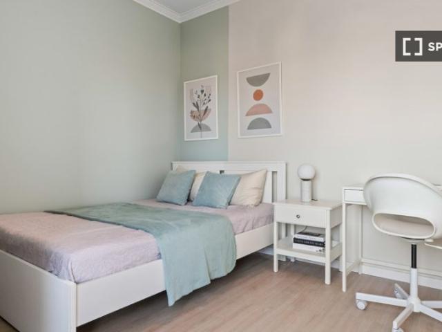Quarto alugar em Damaia, Amadora