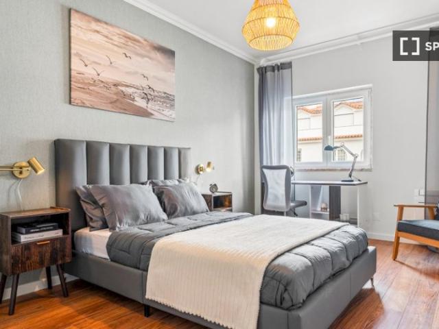 Quarto alugar em Oeiras, Lisboa